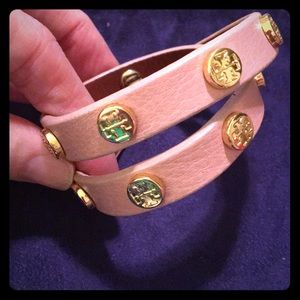 Tory Burch leather wrap bracelet in light pink.